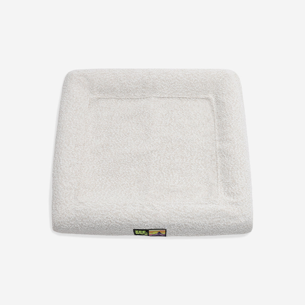 Zee.Dog Snow Bed Cover
