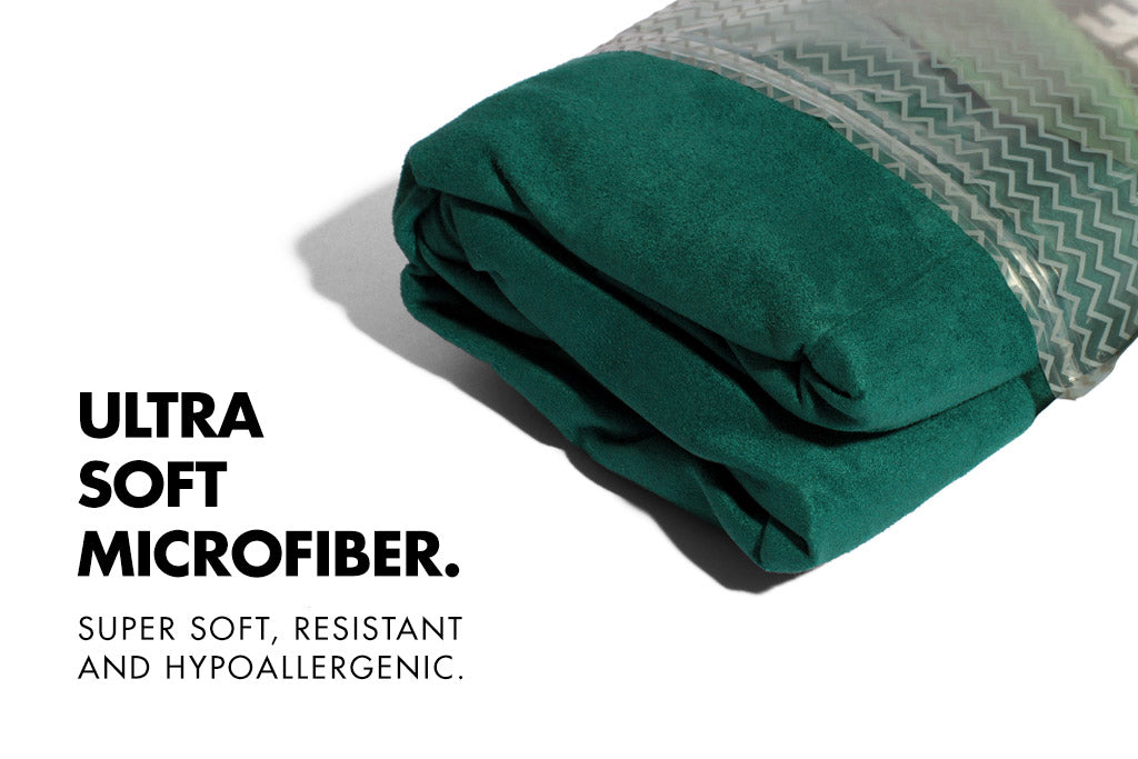 Zee.Dog Green Bed Cover