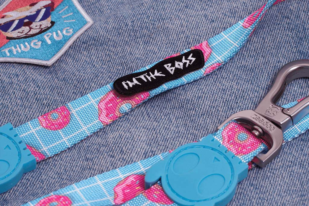 I'm The Boss Dog Patch applyed on large leash | Zee.Dog