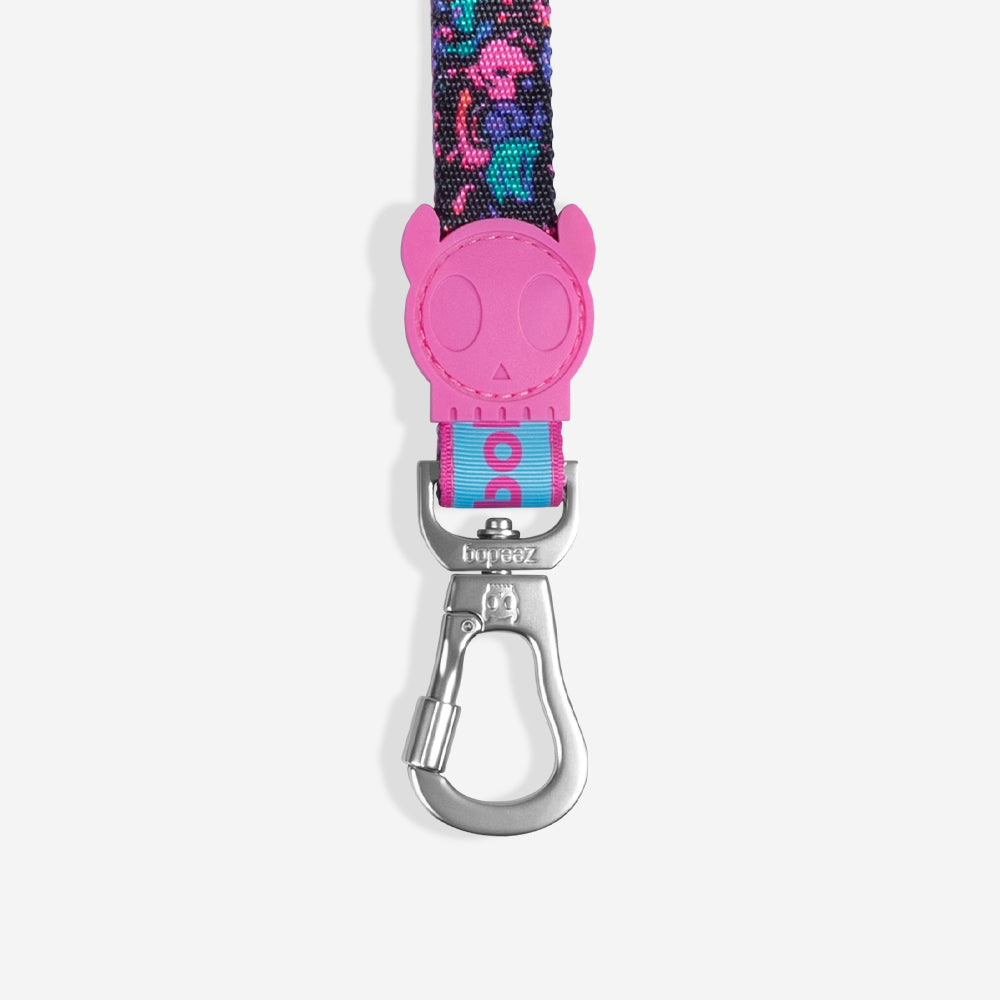 Reebok Aerobic | Leash – Zee.Dog